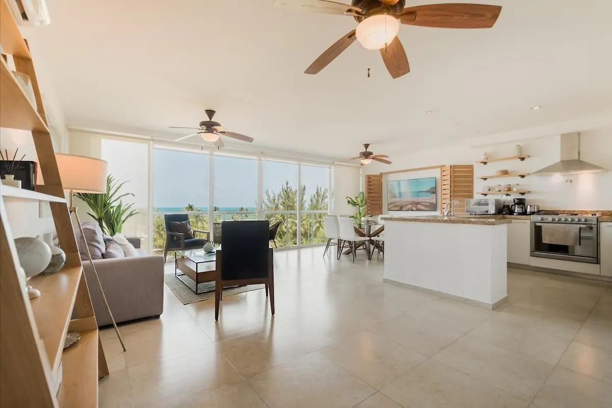 Arena Beachfront 2 Bdr With Pool By Casa Paraiso Κανκούν 0*,  Μεξικό